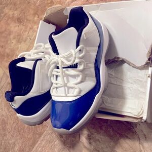 Women’s Air Jordan 11 Retro Low